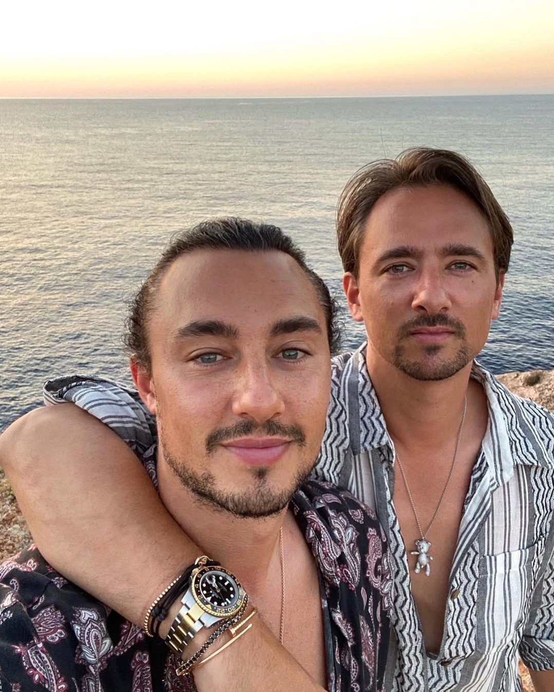 What a blessing to have @louisklibansky as a brother.. we are fortunate enough to travel the world together.. following us on instagram and seeing how fast everything goes, you might think we take things for granted.. but trust me when I say we count our blessings on a daily basis 🙏🏻❤️ x