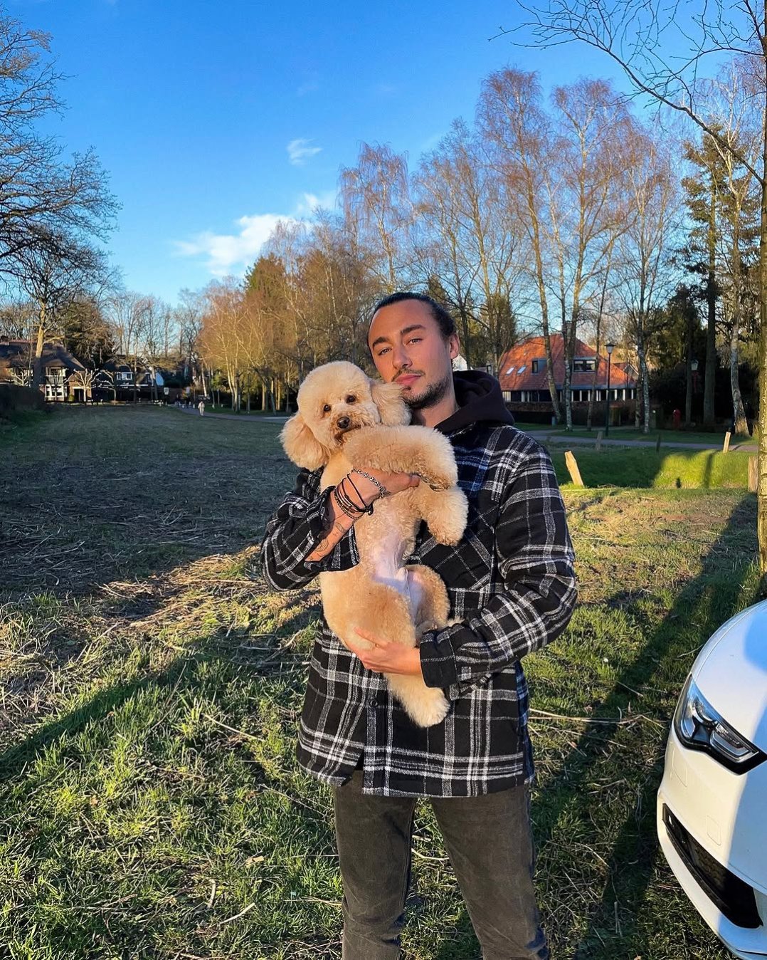 Some people say.. this dog is fluffier than their future ⛅️