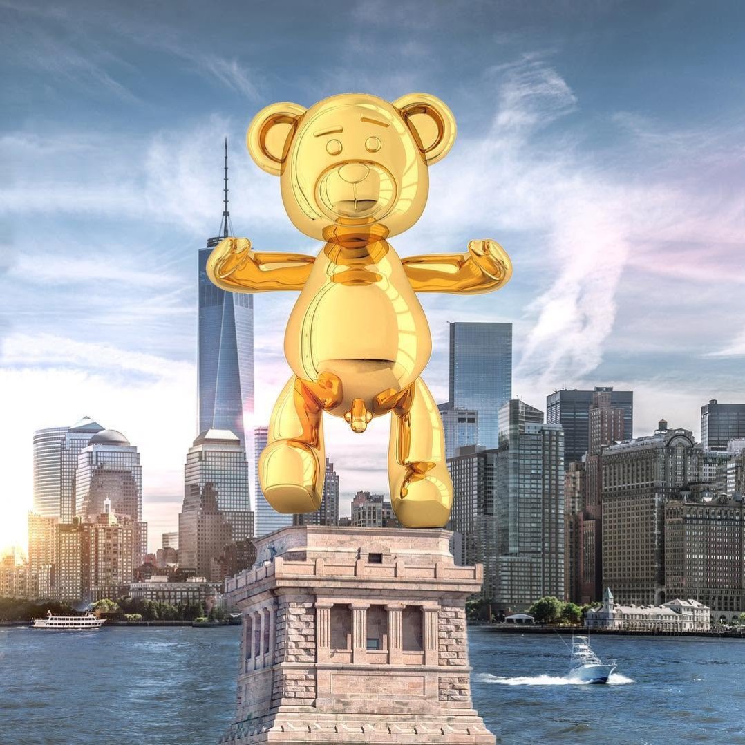 After many long and serious talks.. the United States 🇺🇸 government and team #josephklibansky have decided to replace the Statue of Liberty 🗽 with “Bare Hug” 🐻 God Bless #newyork