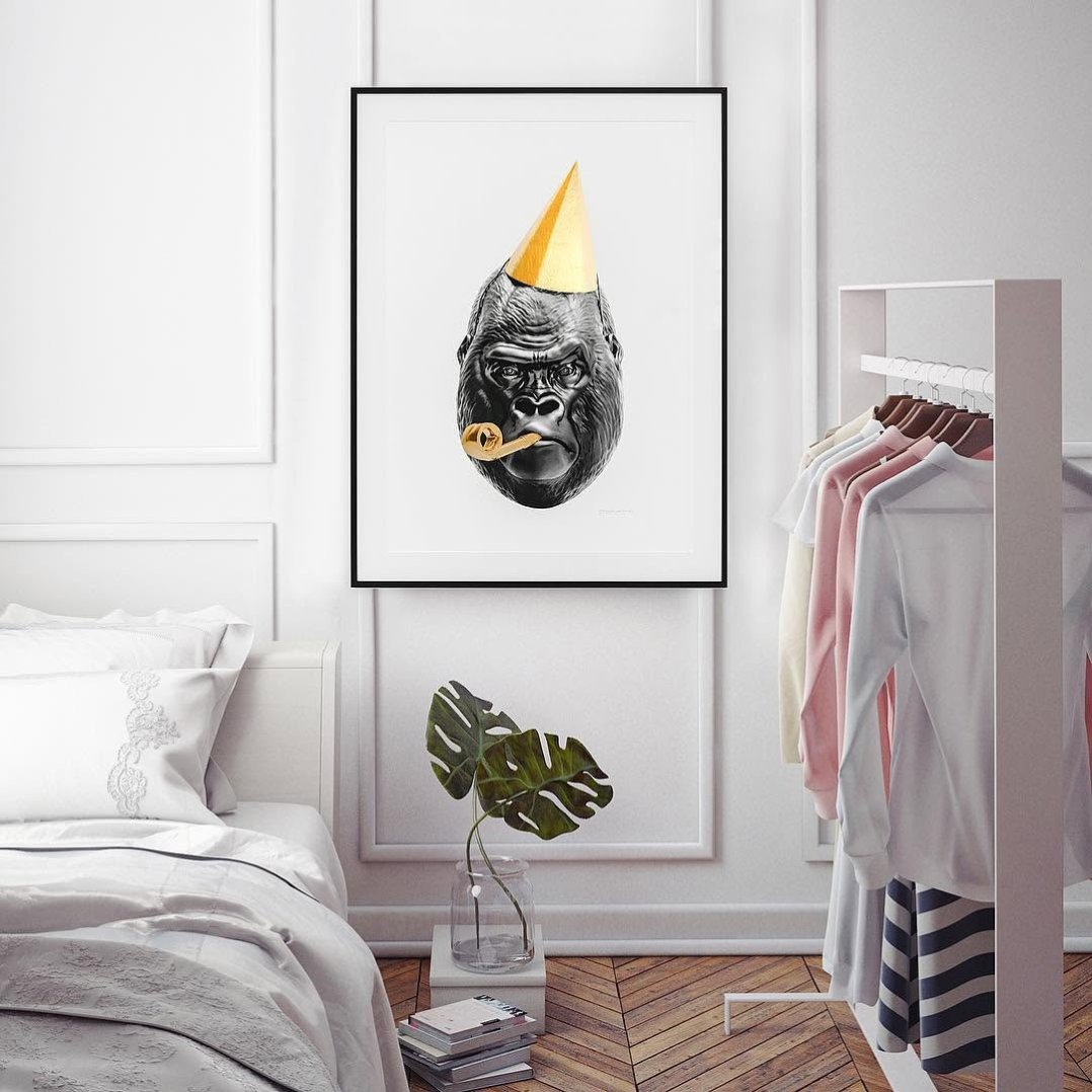 Would you choose for this gorilla 🦍 in your bedroom or for the bear 🐻 ? . #gorilla #bear #contemporaryart #modernart #artcontemporain #josephklibansky