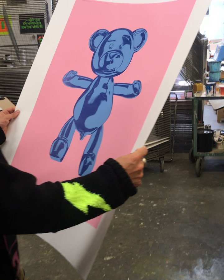 Save the date! On April 22 we will organize another open day 🔥 I’m working on some very exciting new editions that will be available in the gallery. 22 April from 11:00 till 17:00 Address: Energiestraat 35c Naarden, The Netherlands. See you there! . #limited #silkscreen #screenprint #josephklibansky #artcontemporain #artist