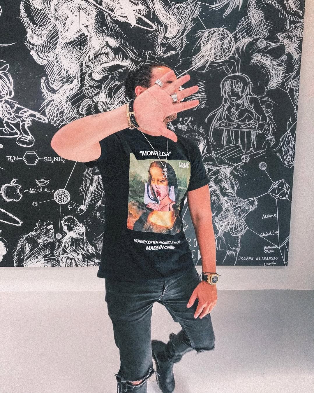 I’m thinking about releasing some limited t-shirts.. what do you think