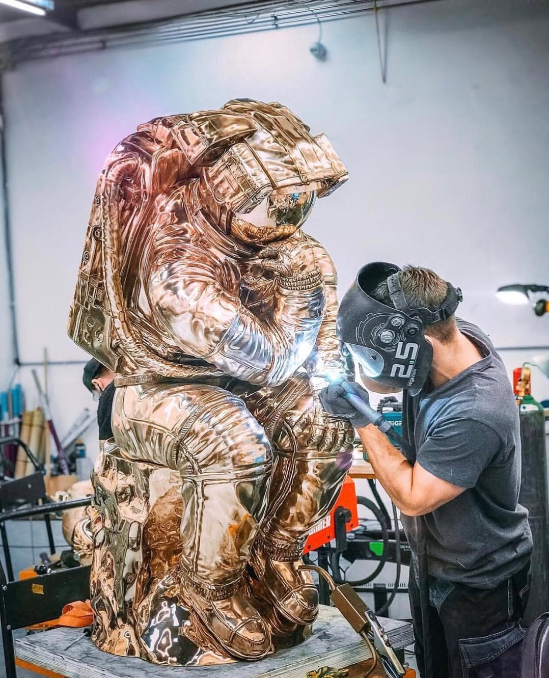 1000 hours of work to make this sculpture . . #art #sculpture #contemporaryart